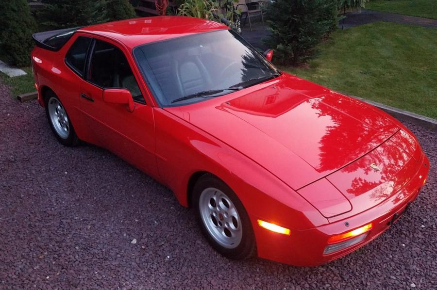  Porsche 944 Turbo 1986 года  (фото 10 из 149)